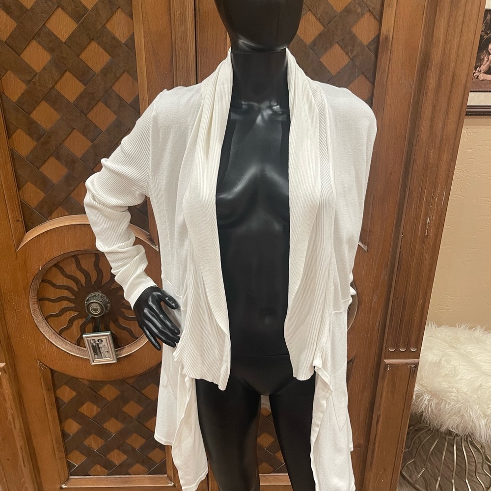 White House Black Market off white cardigan